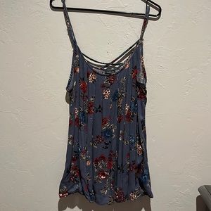 Torrid denim blue floral sleeveless top size 2